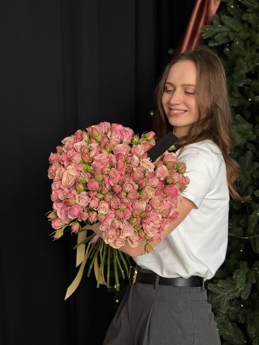 Катя, флорист flowerslovers у Львові